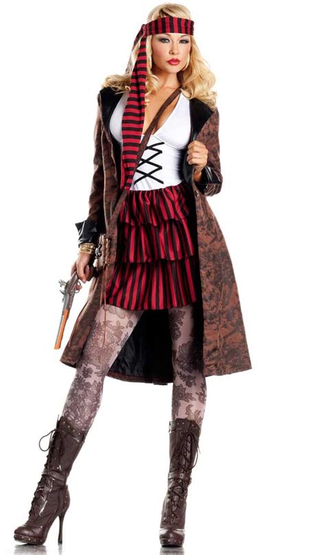 Celebrate Halloween in Style with a Showstopping Nautical Witch Costume